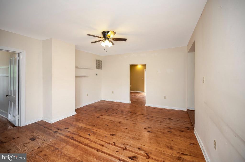 23202 VILLAGE RD, UNIONVILLE, Virginia 22567, 4 Bedrooms Bedrooms, ,3 BathroomsBathrooms,Residential,23202 VILLAGE RD,VAOR2014260 MLS # VAOR2014260