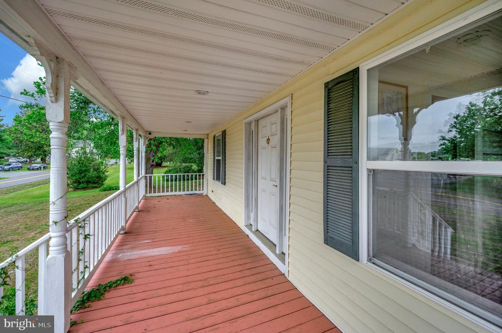23202 VILLAGE RD, UNIONVILLE, Virginia 22567, 4 Bedrooms Bedrooms, ,3 BathroomsBathrooms,Residential,23202 VILLAGE RD,VAOR2014260 MLS # VAOR2014260