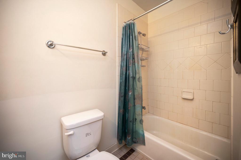 23202 VILLAGE RD, UNIONVILLE, Virginia 22567, 4 Bedrooms Bedrooms, ,3 BathroomsBathrooms,Residential,23202 VILLAGE RD,VAOR2014260 MLS # VAOR2014260
