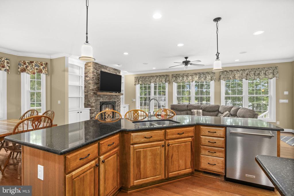 126 VILLAGE DR, BUMPASS, Virginia 23024, 6 Bedrooms Bedrooms, ,4 BathroomsBathrooms,Residential,126 VILLAGE DR,VALA2009870 MLS # VALA2009870