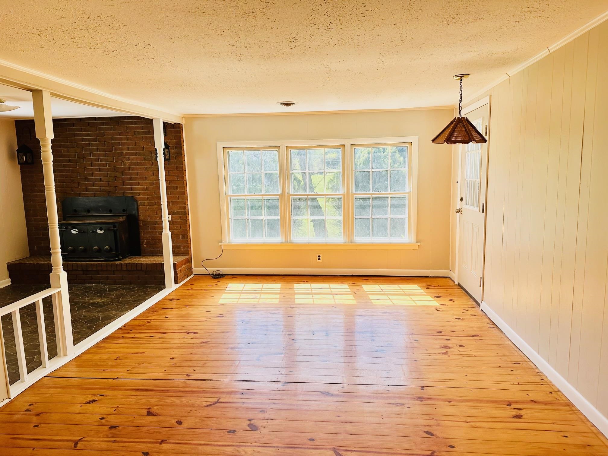 79 ROCKY LN, STUARTS DRAFT, Virginia 24477, 3 Bedrooms Bedrooms, ,1 BathroomBathrooms,Residential,79 Rocky Lane, Stuarts Draft, VA,79 ROCKY LN,676672 MLS # 676672