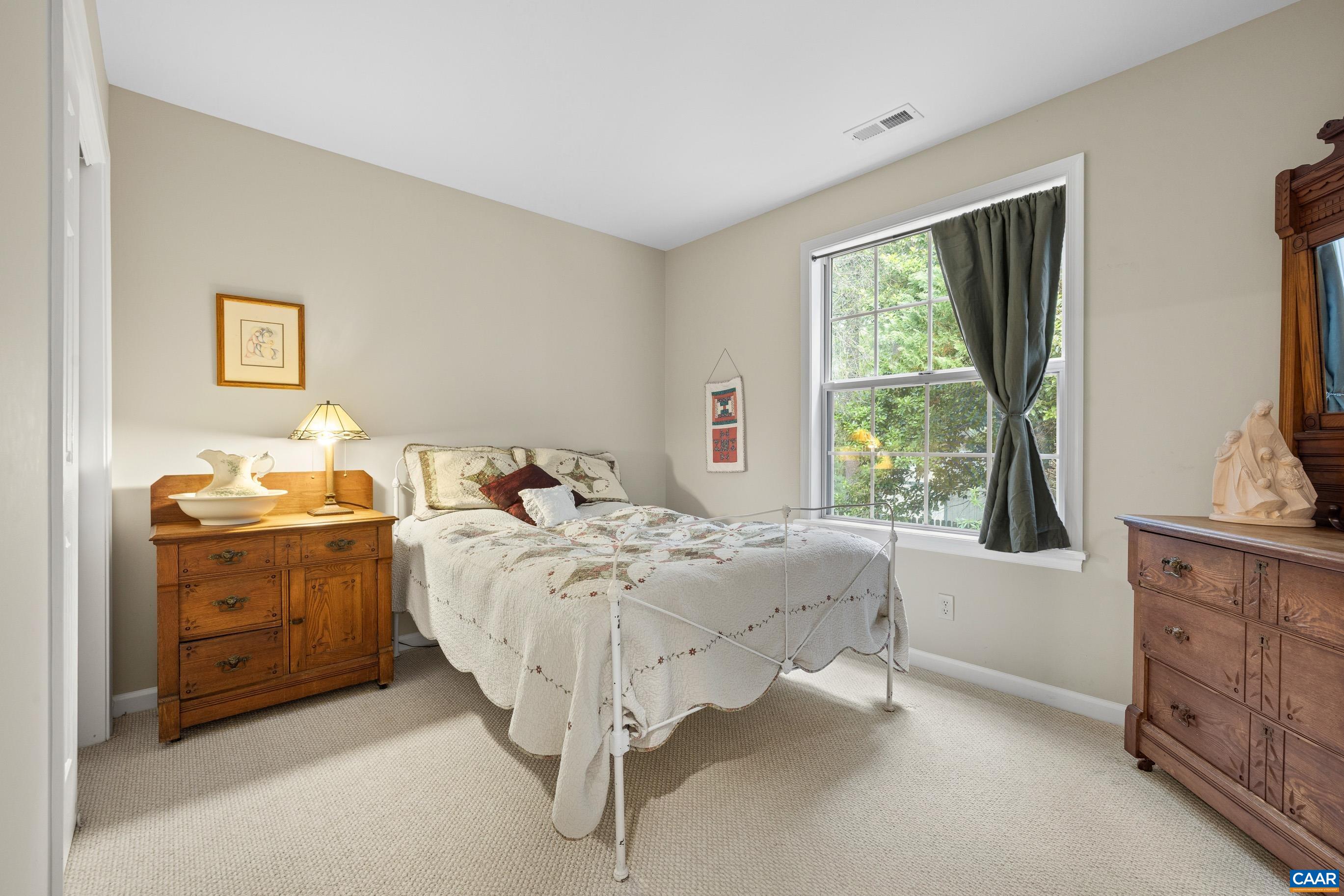295 BLACKTHORN LN, CHARLOTTESVILLE, Virginia 22902, 3 Bedrooms Bedrooms, ,2 BathroomsBathrooms,Residential,295 BLACKTHORN LN,677449 MLS # 677449
