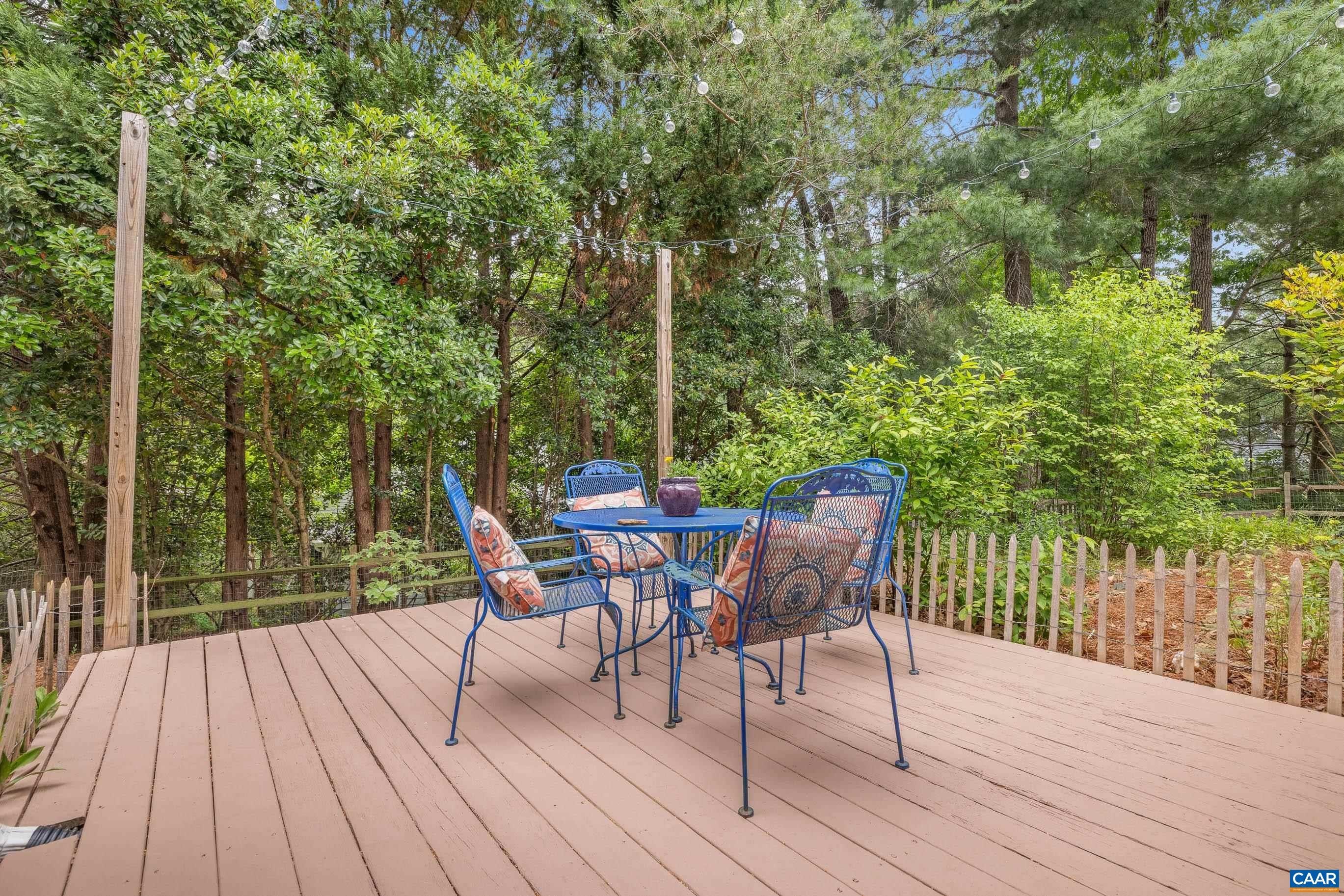 295 BLACKTHORN LN, CHARLOTTESVILLE, Virginia 22902, 3 Bedrooms Bedrooms, ,2 BathroomsBathrooms,Residential,295 BLACKTHORN LN,677449 MLS # 677449