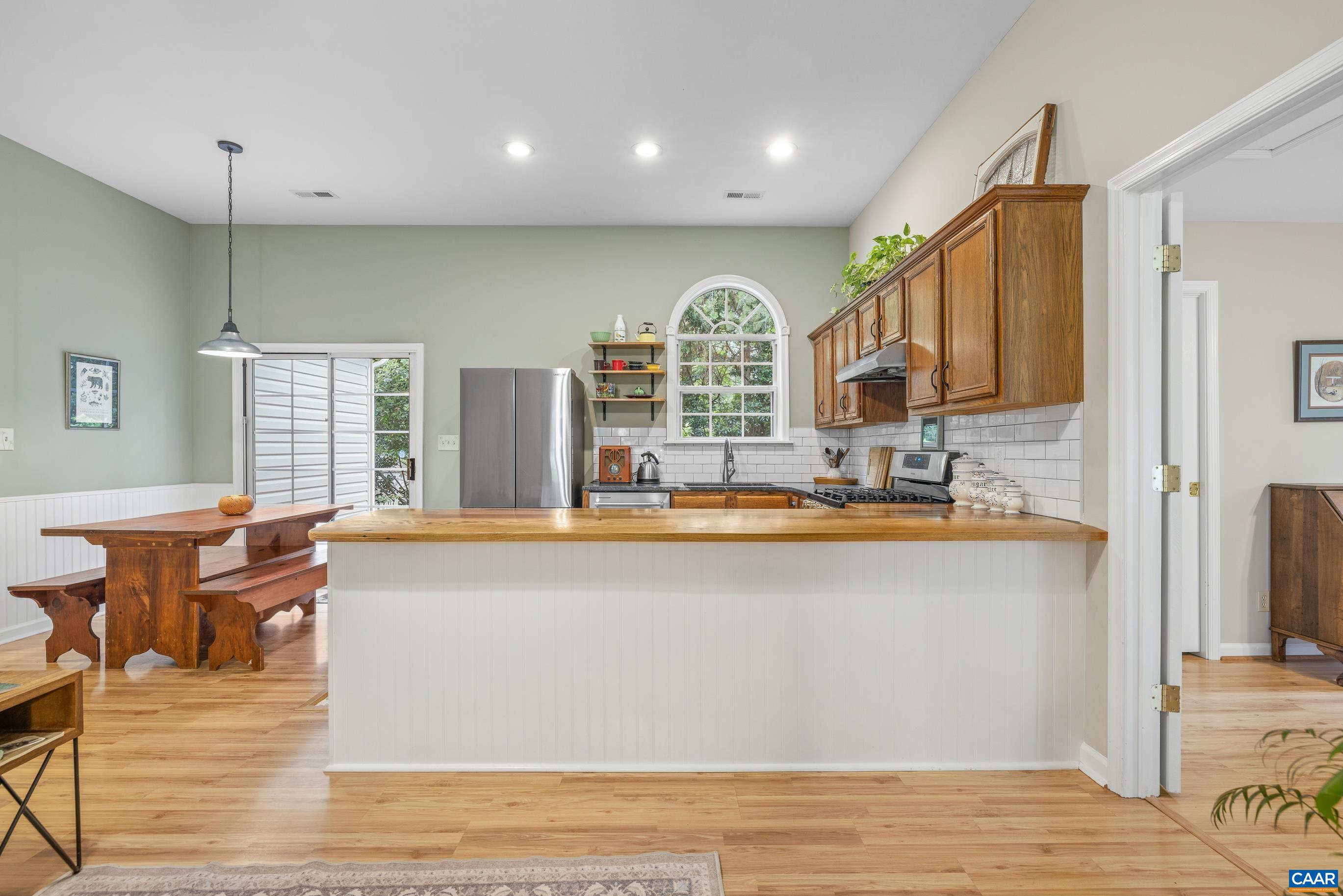 295 BLACKTHORN LN, CHARLOTTESVILLE, Virginia 22902, 3 Bedrooms Bedrooms, ,2 BathroomsBathrooms,Residential,295 BLACKTHORN LN,677449 MLS # 677449