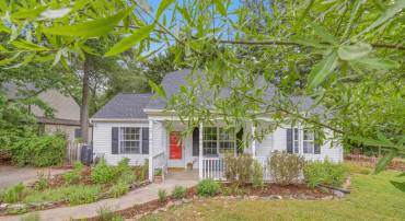 295 BLACKTHORN LN, CHARLOTTESVILLE, Virginia 22902, 3 Bedrooms Bedrooms, ,2 BathroomsBathrooms,Residential,295 BLACKTHORN LN,677449 MLS # 677449