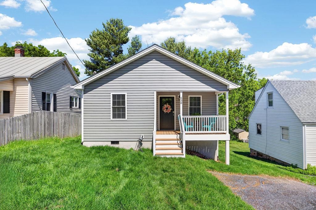 638 C ST, STAUNTON, Virginia 24401, 3 Bedrooms Bedrooms, ,2 BathroomsBathrooms,Residential,638 C ST,677495 MLS # 677495 638 C ST, STAUNTON, Virginia 24401, 3 Bedrooms Bedrooms, ,2 BathroomsBathrooms,Residential,638 C ST,677495 MLS # 677495
