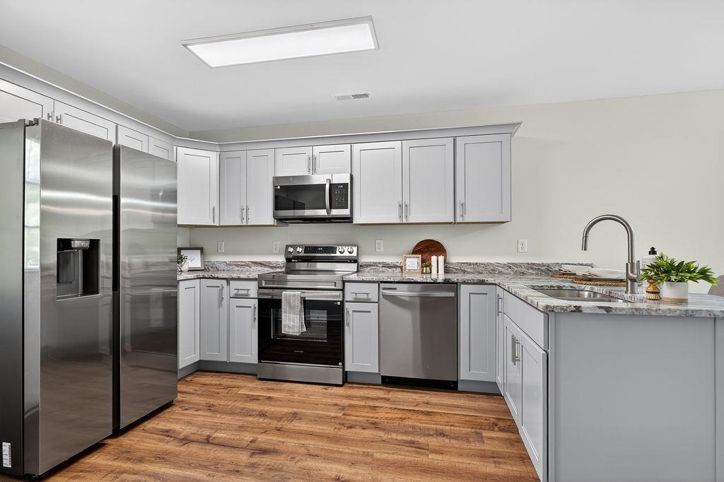 638 C ST, STAUNTON, Virginia 24401, 3 Bedrooms Bedrooms, ,2 BathroomsBathrooms,Residential,638 C ST,677495 MLS # 677495 638 C ST, STAUNTON, Virginia 24401, 3 Bedrooms Bedrooms, ,2 BathroomsBathrooms,Residential,638 C ST,677495 MLS # 677495