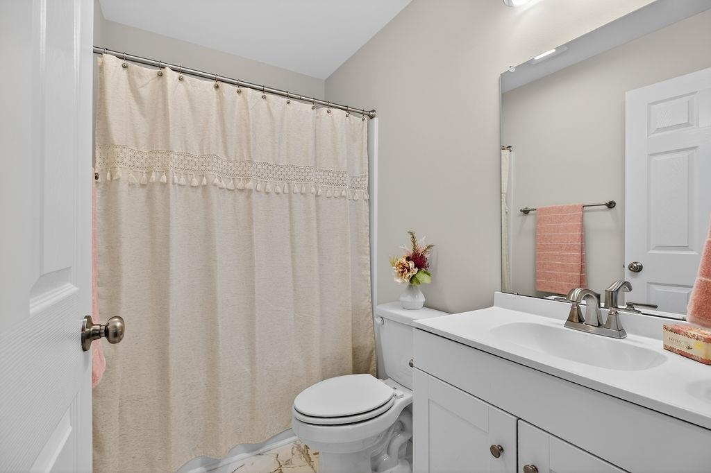 638 C ST, STAUNTON, Virginia 24401, 3 Bedrooms Bedrooms, ,2 BathroomsBathrooms,Residential,638 C ST,677495 MLS # 677495 638 C ST, STAUNTON, Virginia 24401, 3 Bedrooms Bedrooms, ,2 BathroomsBathrooms,Residential,638 C ST,677495 MLS # 677495