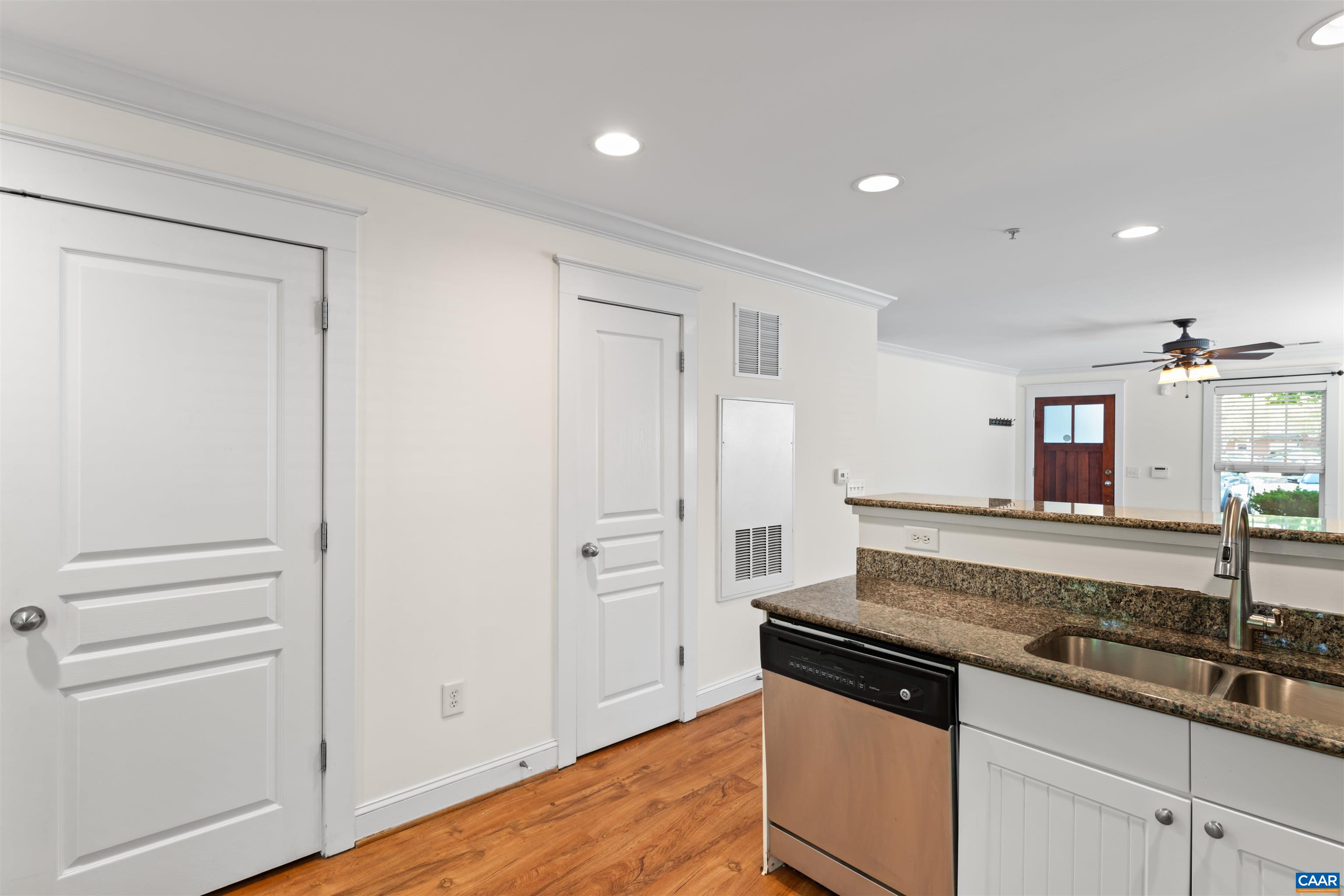 1840 CANDLEWOOD CT, CHARLOTTESVILLE, Virginia 22903, 2 Bedrooms Bedrooms, ,2 BathroomsBathrooms,Residential,1840 CANDLEWOOD CT,677497 MLS # 677497 1840 CANDLEWOOD CT, CHARLOTTESVILLE, Virginia 22903, 2 Bedrooms Bedrooms, ,2 BathroomsBathrooms,Residential,1840 CANDLEWOOD CT,677497 MLS # 677497