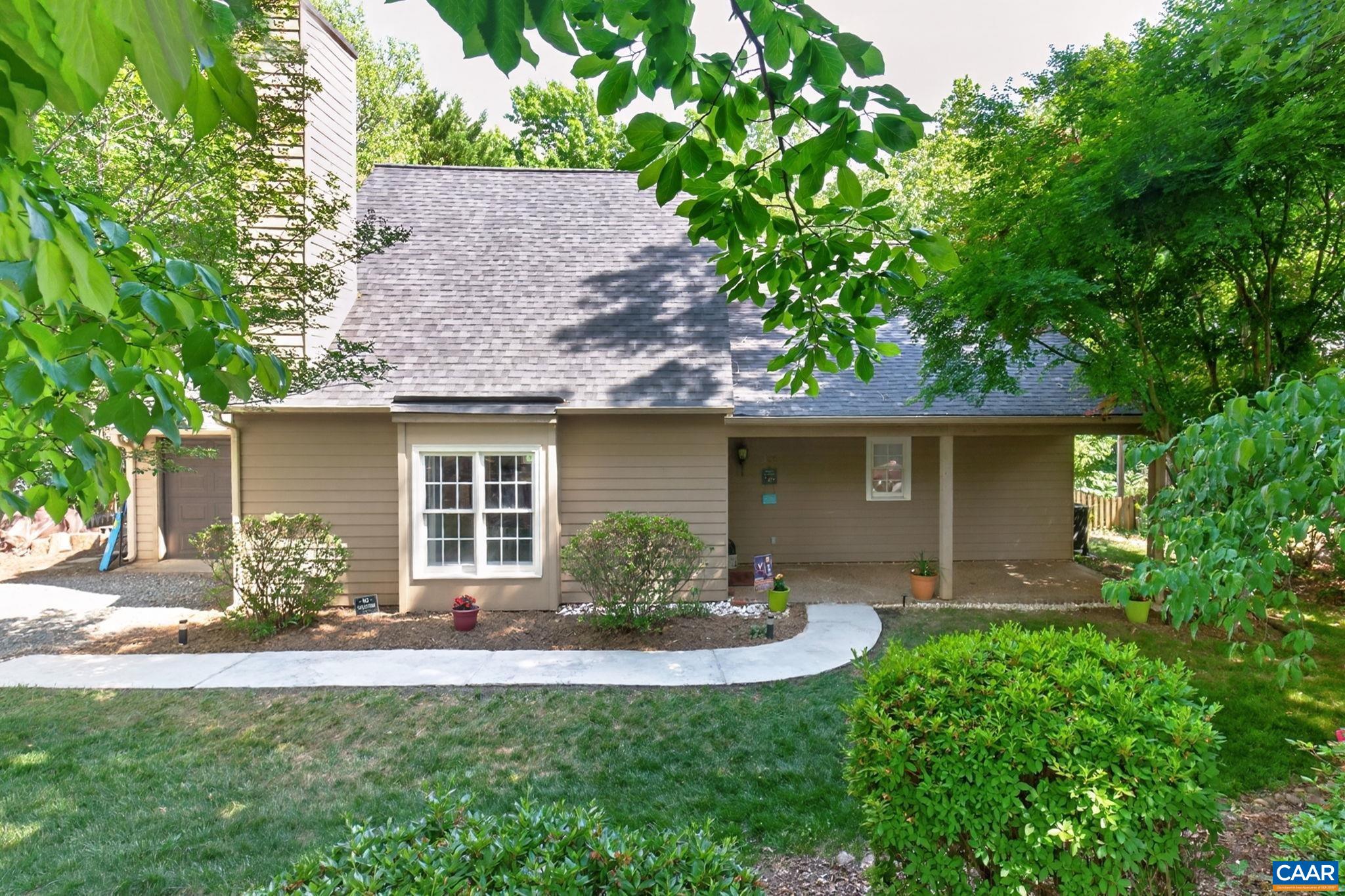 305 STARCREST RD, CHARLOTTESVILLE, Virginia 22902, 3 Bedrooms Bedrooms, ,2 BathroomsBathrooms,Residential,305 STARCREST RD,677504 MLS # 677504