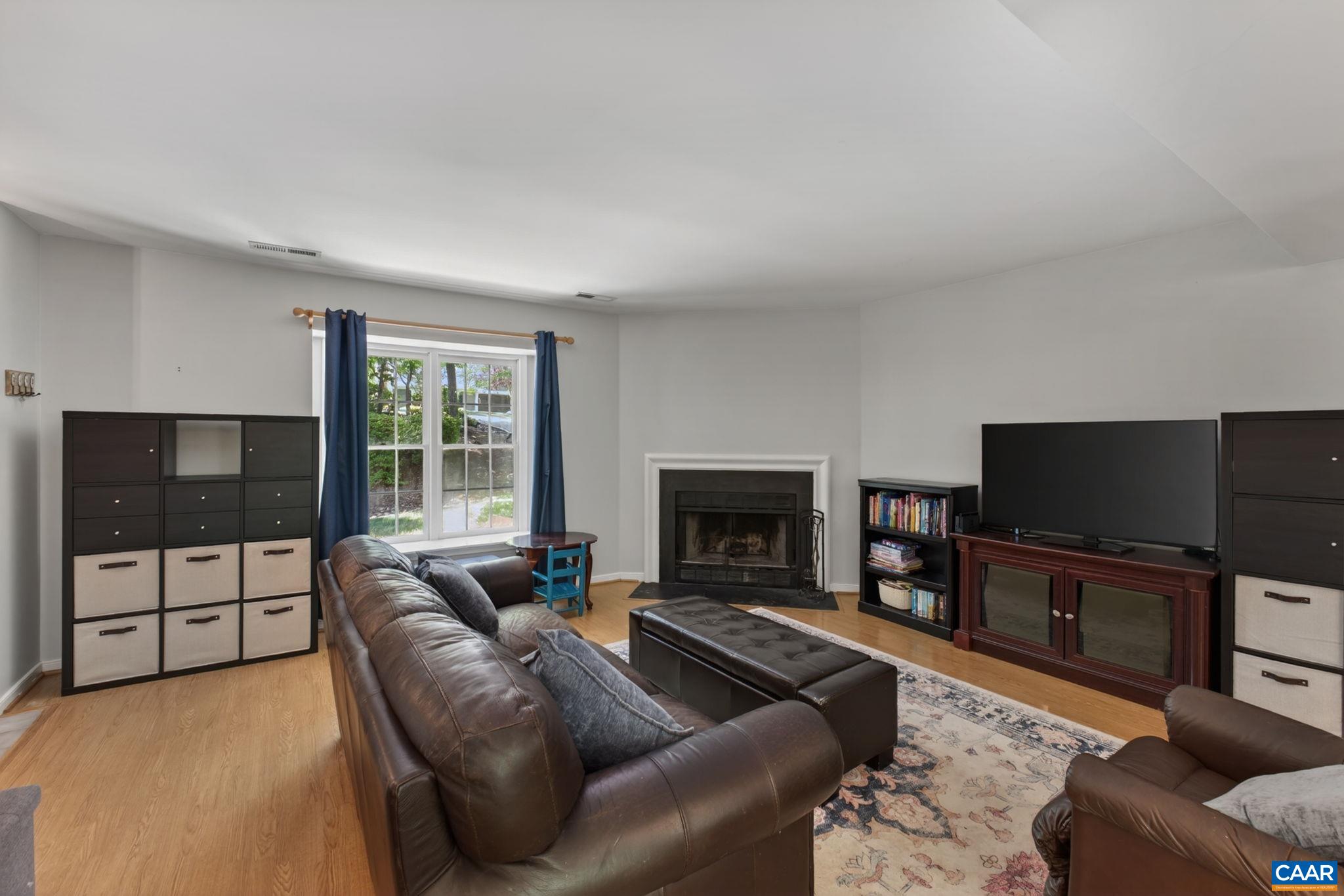 305 STARCREST RD, CHARLOTTESVILLE, Virginia 22902, 3 Bedrooms Bedrooms, ,2 BathroomsBathrooms,Residential,305 STARCREST RD,677504 MLS # 677504
