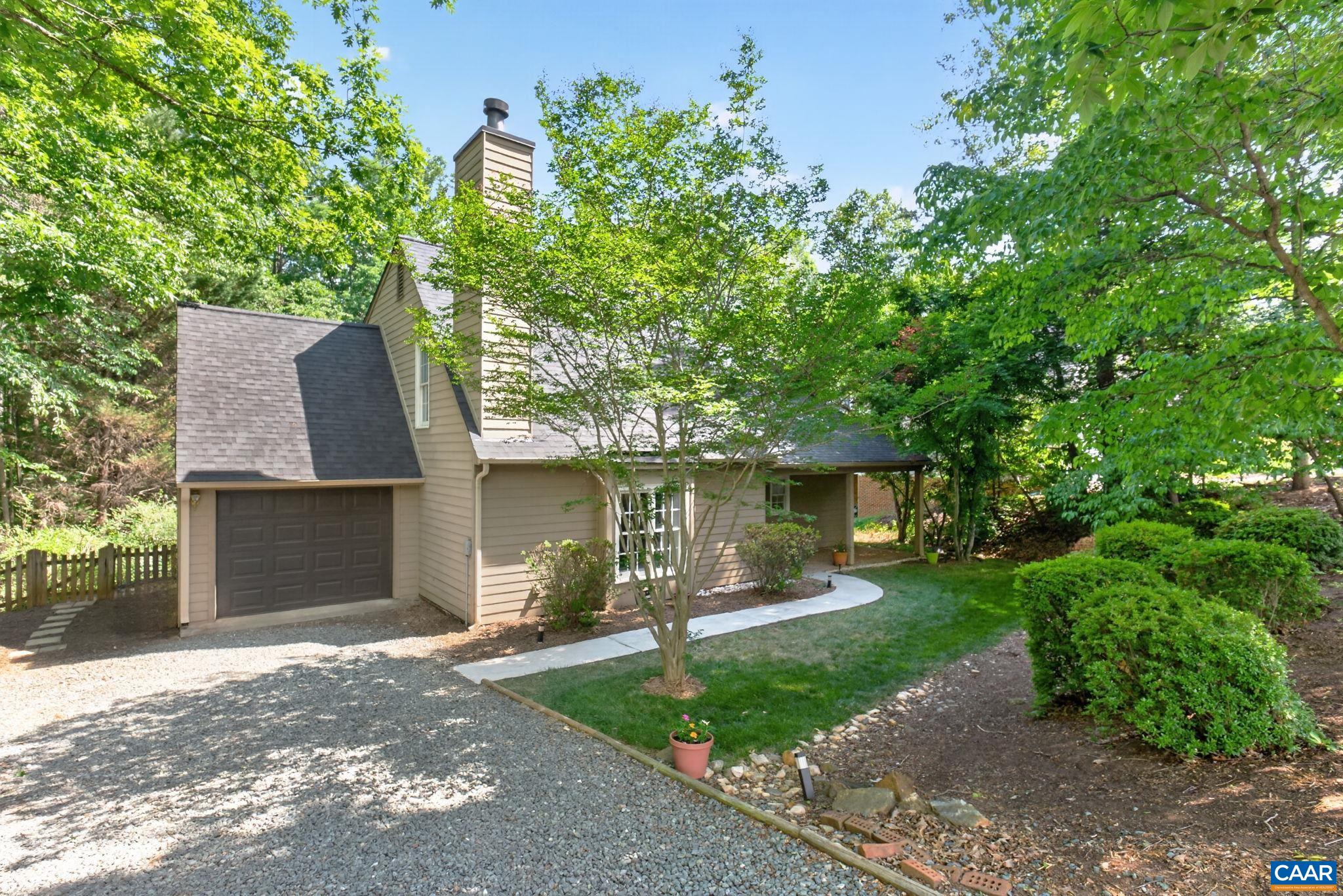 305 STARCREST RD, CHARLOTTESVILLE, Virginia 22902, 3 Bedrooms Bedrooms, ,2 BathroomsBathrooms,Residential,305 STARCREST RD,677504 MLS # 677504
