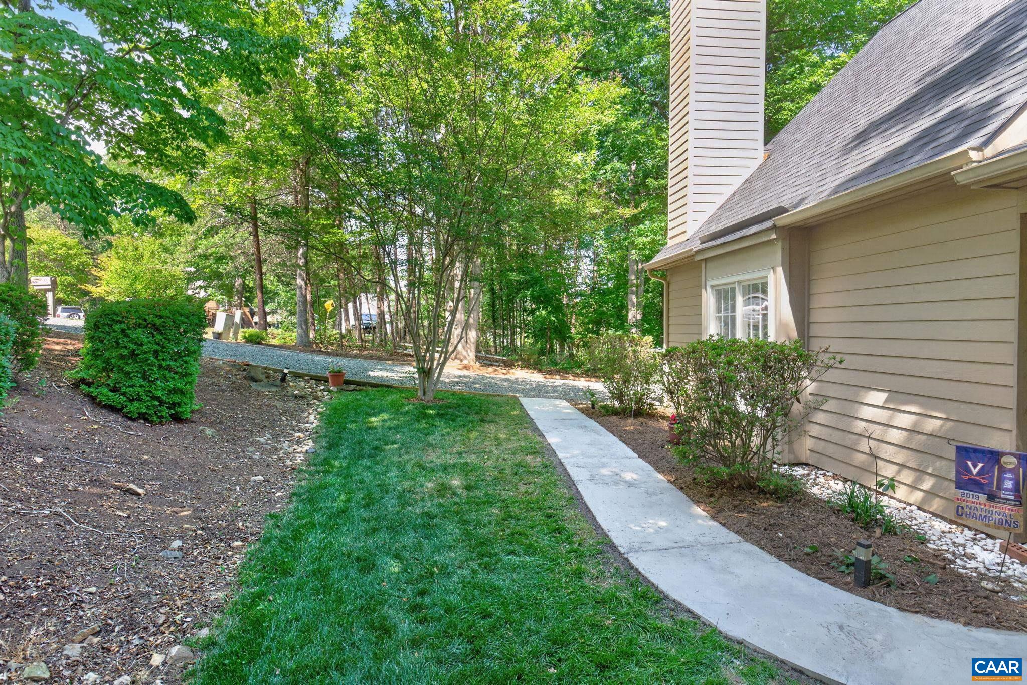 305 STARCREST RD, CHARLOTTESVILLE, Virginia 22902, 3 Bedrooms Bedrooms, ,2 BathroomsBathrooms,Residential,305 STARCREST RD,677504 MLS # 677504
