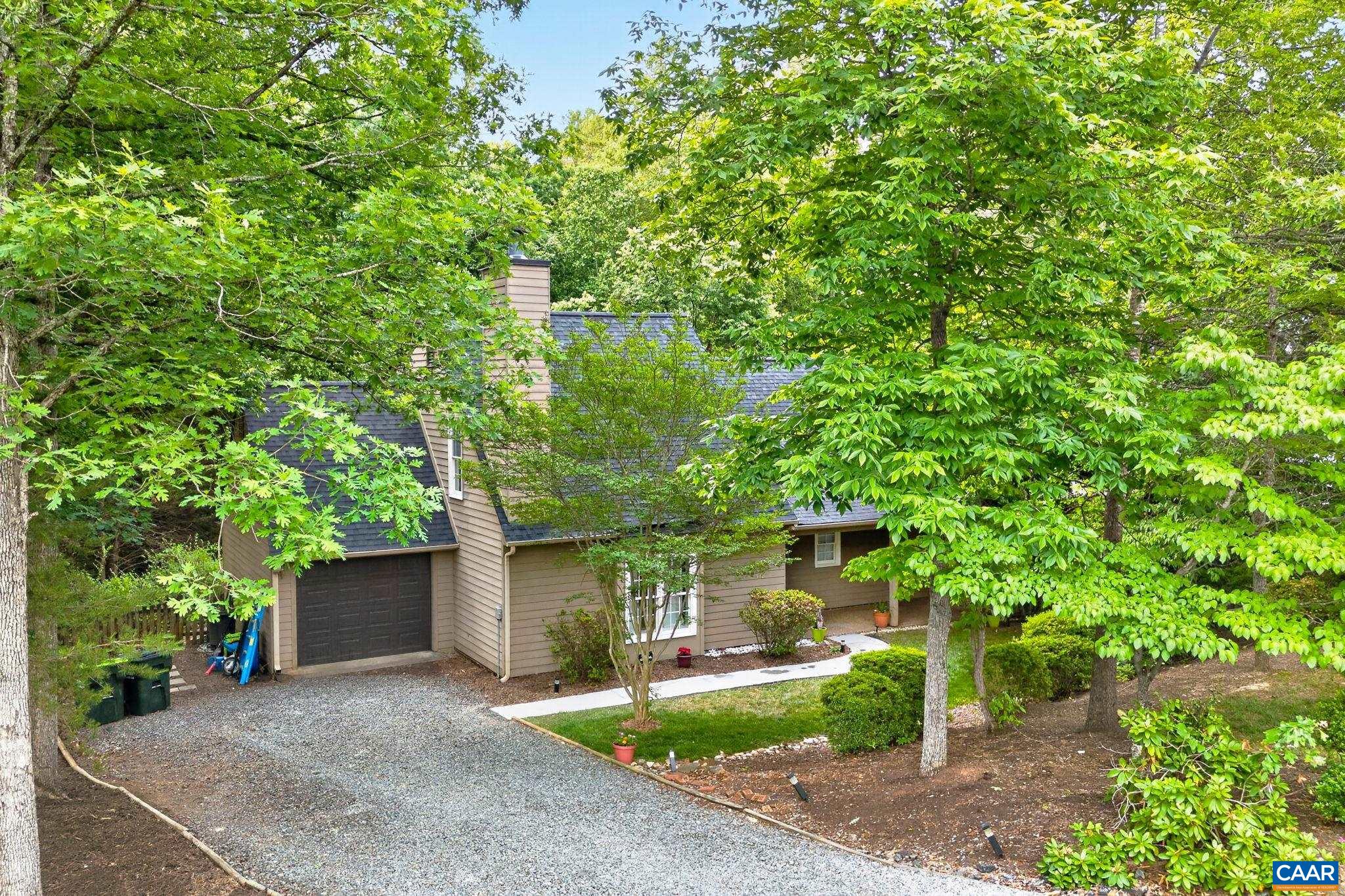 305 STARCREST RD, CHARLOTTESVILLE, Virginia 22902, 3 Bedrooms Bedrooms, ,2 BathroomsBathrooms,Residential,305 STARCREST RD,677504 MLS # 677504