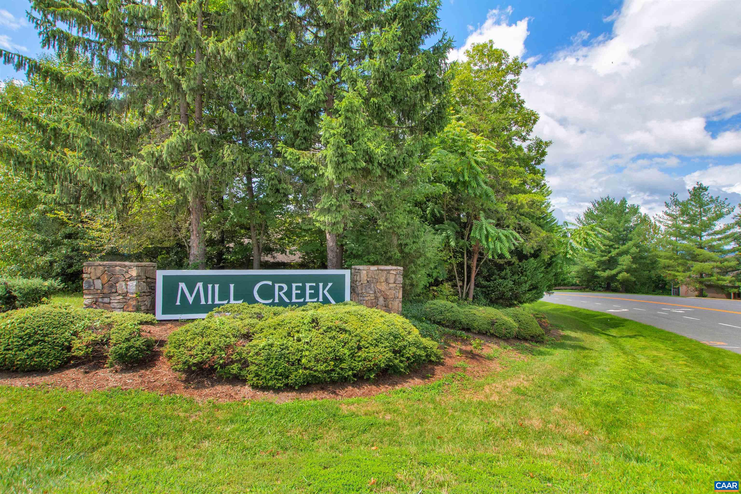305 STARCREST RD, CHARLOTTESVILLE, Virginia 22902, 3 Bedrooms Bedrooms, ,2 BathroomsBathrooms,Residential,305 STARCREST RD,677504 MLS # 677504