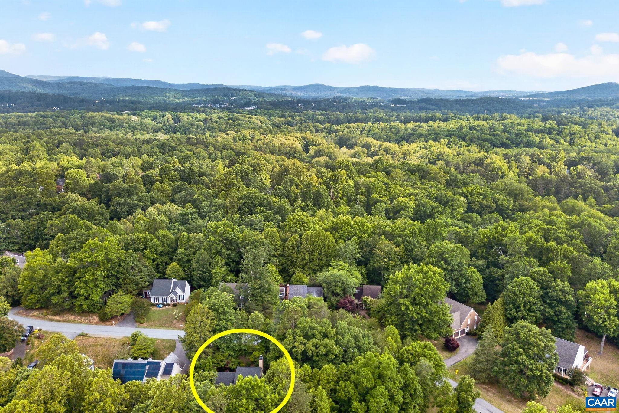 305 STARCREST RD, CHARLOTTESVILLE, Virginia 22902, 3 Bedrooms Bedrooms, ,2 BathroomsBathrooms,Residential,305 STARCREST RD,677504 MLS # 677504