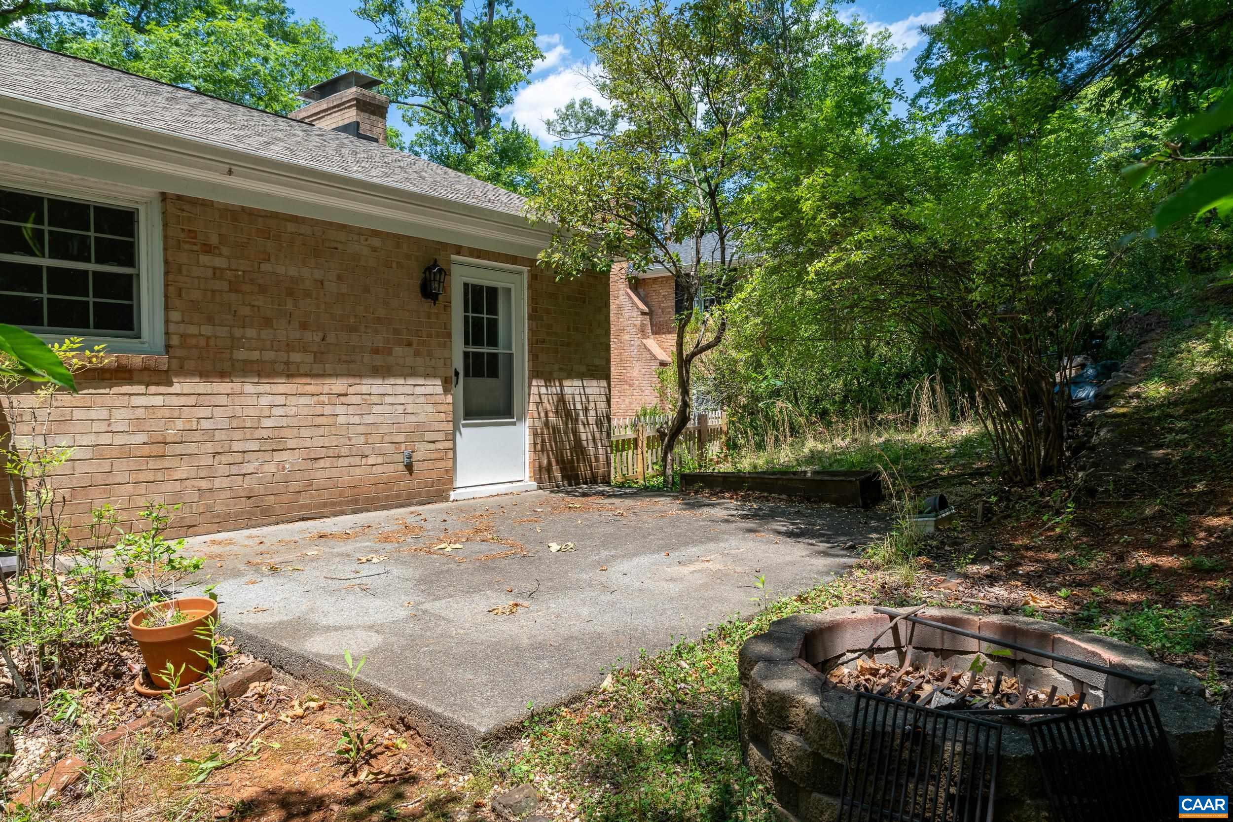 2200 BRANDYWINE DR, CHARLOTTESVILLE, Virginia 22901, 4 Bedrooms Bedrooms, ,2 BathroomsBathrooms,Residential,2200 BRANDYWINE DR,677509 MLS # 677509 2200 BRANDYWINE DR, CHARLOTTESVILLE, Virginia 22901, 4 Bedrooms Bedrooms, ,2 BathroomsBathrooms,Residential,2200 BRANDYWINE DR,677509 MLS # 677509
