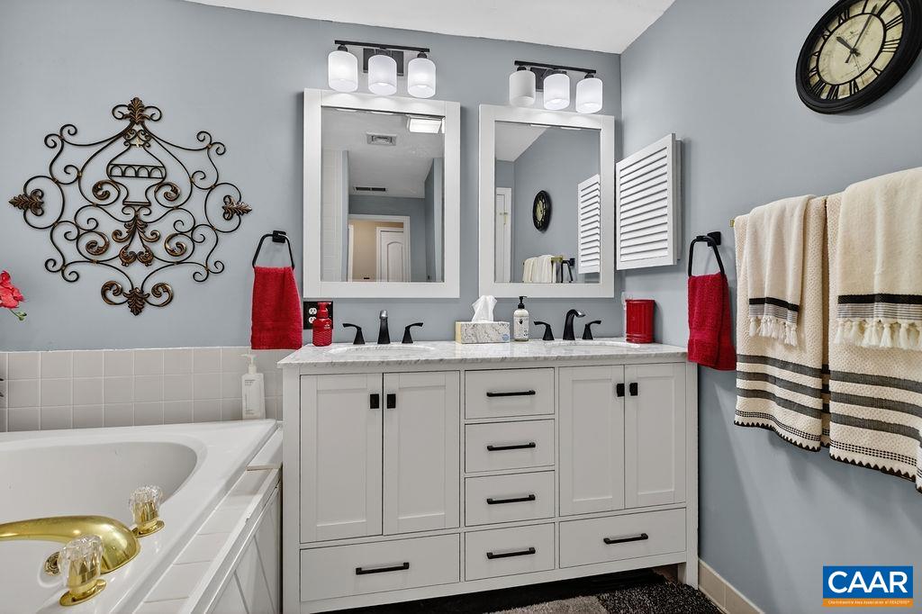 1707 HIGH RIDGE CONDOS, WINTERGREEN RESORT, Virginia 22967, 2 Bedrooms Bedrooms, ,2 BathroomsBathrooms,Residential,1707 HIGH RIDGE CONDOS,677518 MLS # 677518 1707 HIGH RIDGE CONDOS, WINTERGREEN RESORT, Virginia 22967, 2 Bedrooms Bedrooms, ,2 BathroomsBathrooms,Residential,1707 HIGH RIDGE CONDOS,677518 MLS # 677518