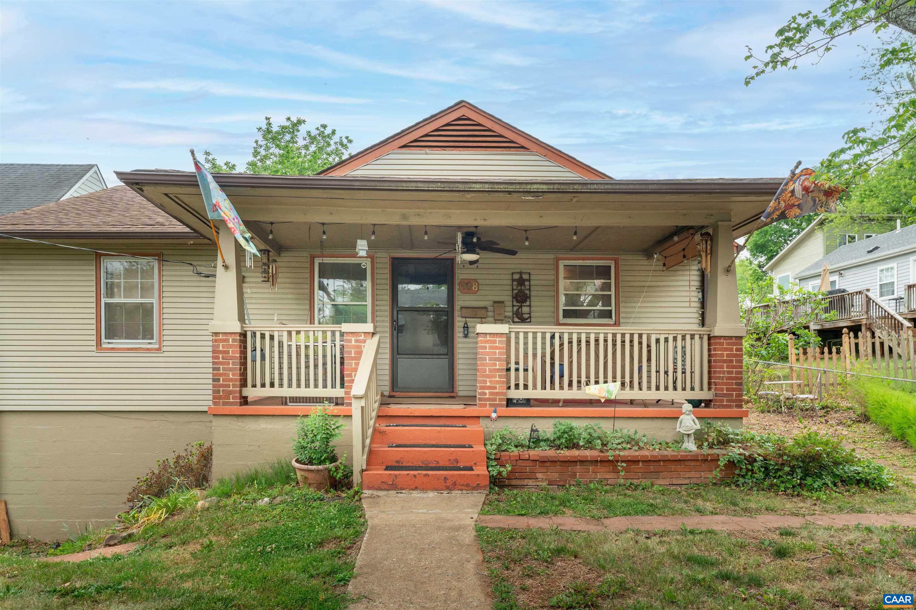 908 ROCKLAND AVE, CHARLOTTESVILLE, Virginia 22902, 3 Bedrooms Bedrooms, ,2 BathroomsBathrooms,Residential,908 ROCKLAND AVE,677524 MLS # 677524