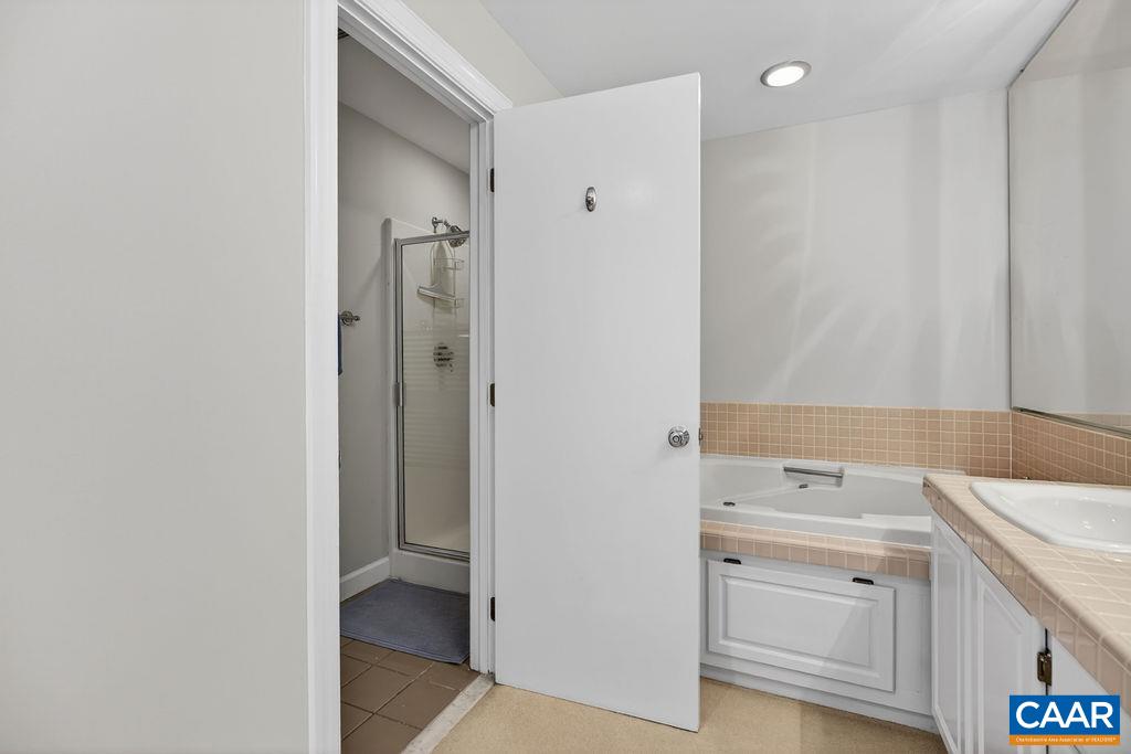 1817 HIGH RIDGE CT CONDOS, WINTERGREEN RESORT, Virginia 22967, 3 Bedrooms Bedrooms, ,3 BathroomsBathrooms,Residential,1817 HIGH RIDGE CT CONDOS,677526 MLS # 677526