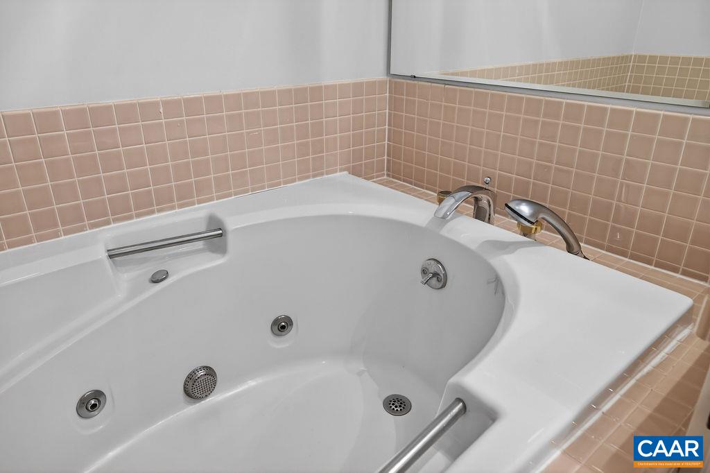 1817 HIGH RIDGE CT CONDOS, WINTERGREEN RESORT, Virginia 22967, 3 Bedrooms Bedrooms, ,3 BathroomsBathrooms,Residential,1817 HIGH RIDGE CT CONDOS,677526 MLS # 677526