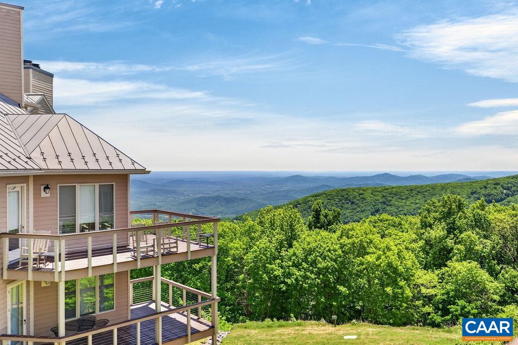 1817 HIGH RIDGE CT CONDOS, WINTERGREEN RESORT, Virginia 22967, 3 Bedrooms Bedrooms, ,3 BathroomsBathrooms,Residential,1817 HIGH RIDGE CT CONDOS,677526 MLS # 677526