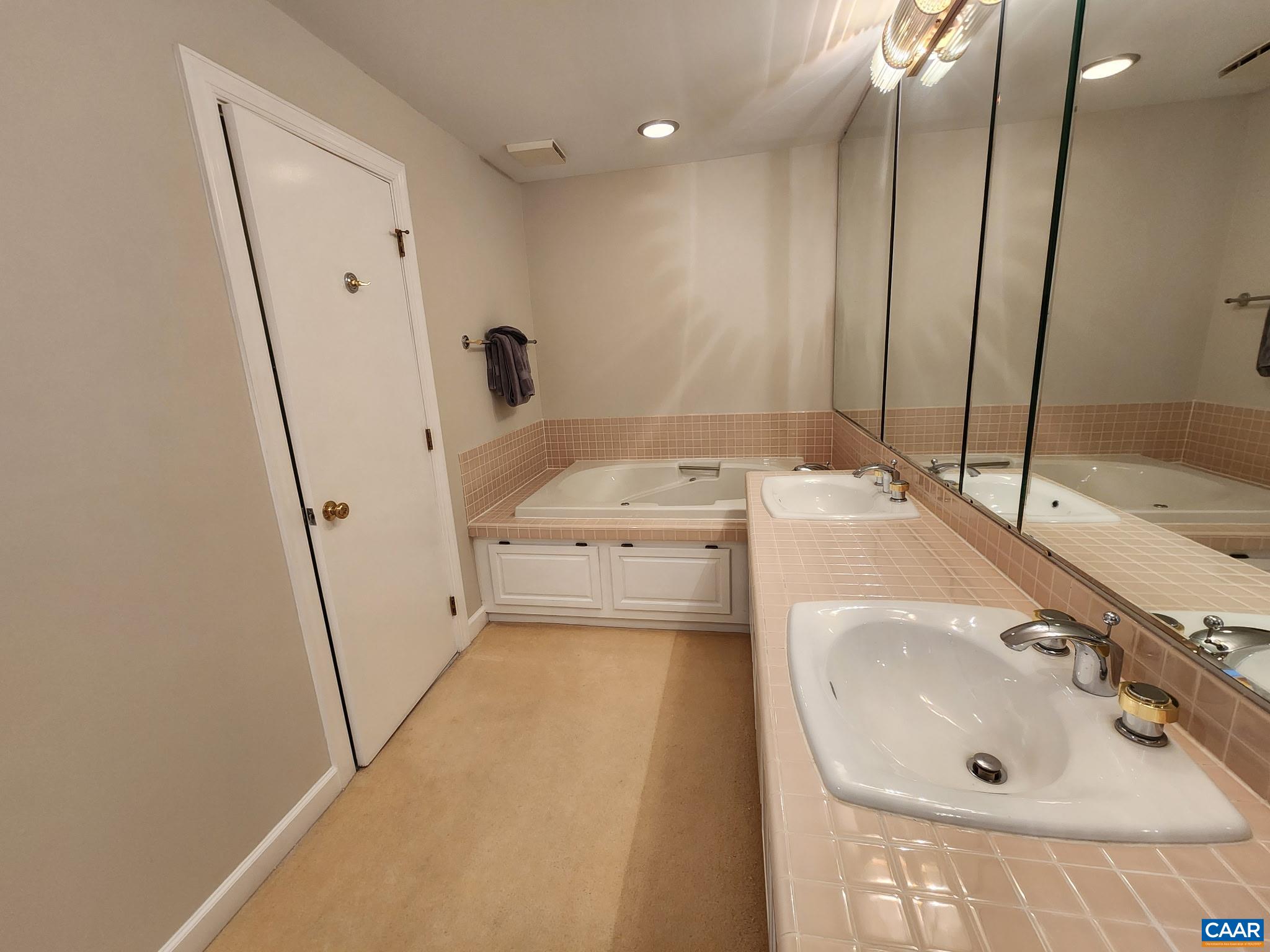 1817 HIGH RIDGE CT CONDOS, WINTERGREEN RESORT, Virginia 22967, 3 Bedrooms Bedrooms, ,3 BathroomsBathrooms,Residential,1817 HIGH RIDGE CT CONDOS,677526 MLS # 677526 1817 HIGH RIDGE CT CONDOS, WINTERGREEN RESORT, Virginia 22967, 3 Bedrooms Bedrooms, ,3 BathroomsBathrooms,Residential,1817 HIGH RIDGE CT CONDOS,677526 MLS # 677526