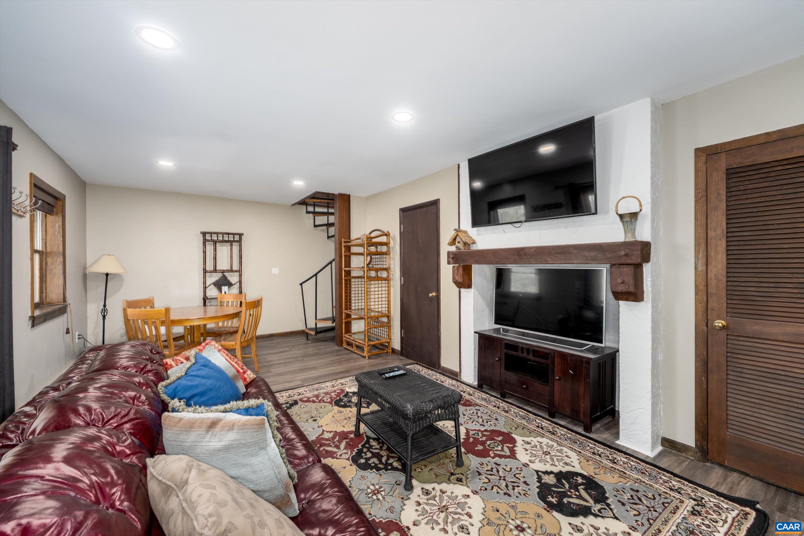 145 FIRTREE DR, WINTERGREEN RESORT, Virginia 22967, 3 Bedrooms Bedrooms, ,2 BathroomsBathrooms,Residential,145 FIRTREE DR,677528 MLS # 677528 145 FIRTREE DR, WINTERGREEN RESORT, Virginia 22967, 3 Bedrooms Bedrooms, ,2 BathroomsBathrooms,Residential,145 FIRTREE DR,677528 MLS # 677528