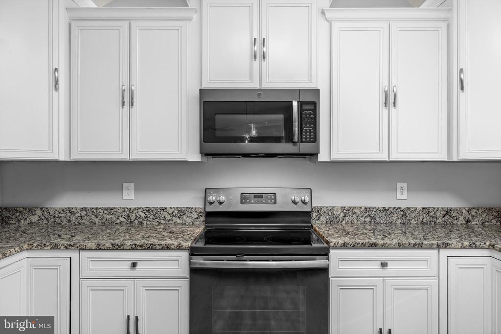 9914 HOLLAND MEADOWS CT, FREDERICKSBURG, Virginia 22408, 5 Bedrooms Bedrooms, ,3 BathroomsBathrooms,Residential,9914 HOLLAND MEADOWS CT,VASP2041252 MLS # VASP2041252 9914 HOLLAND MEADOWS CT, FREDERICKSBURG, Virginia 22408, 5 Bedrooms Bedrooms, ,3 BathroomsBathrooms,Residential,9914 HOLLAND MEADOWS CT,VASP2041252 MLS # VASP2041252