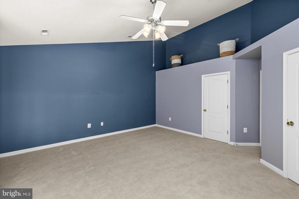 9914 HOLLAND MEADOWS CT, FREDERICKSBURG, Virginia 22408, 5 Bedrooms Bedrooms, ,3 BathroomsBathrooms,Residential,9914 HOLLAND MEADOWS CT,VASP2041252 MLS # VASP2041252 9914 HOLLAND MEADOWS CT, FREDERICKSBURG, Virginia 22408, 5 Bedrooms Bedrooms, ,3 BathroomsBathrooms,Residential,9914 HOLLAND MEADOWS CT,VASP2041252 MLS # VASP2041252