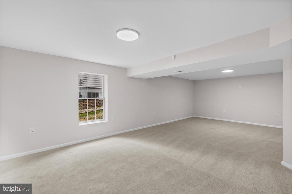 9914 HOLLAND MEADOWS CT, FREDERICKSBURG, Virginia 22408, 5 Bedrooms Bedrooms, ,3 BathroomsBathrooms,Residential,9914 HOLLAND MEADOWS CT,VASP2041252 MLS # VASP2041252 9914 HOLLAND MEADOWS CT, FREDERICKSBURG, Virginia 22408, 5 Bedrooms Bedrooms, ,3 BathroomsBathrooms,Residential,9914 HOLLAND MEADOWS CT,VASP2041252 MLS # VASP2041252
