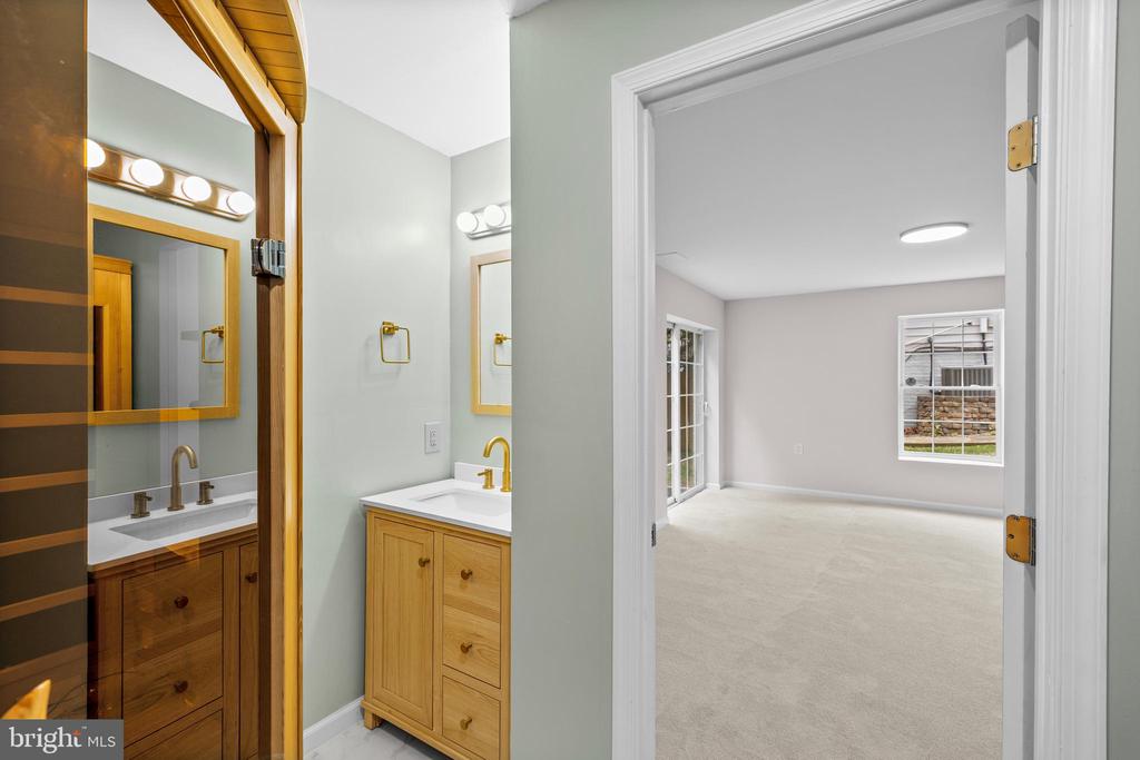 9914 HOLLAND MEADOWS CT, FREDERICKSBURG, Virginia 22408, 5 Bedrooms Bedrooms, ,3 BathroomsBathrooms,Residential,9914 HOLLAND MEADOWS CT,VASP2041252 MLS # VASP2041252 9914 HOLLAND MEADOWS CT, FREDERICKSBURG, Virginia 22408, 5 Bedrooms Bedrooms, ,3 BathroomsBathrooms,Residential,9914 HOLLAND MEADOWS CT,VASP2041252 MLS # VASP2041252
