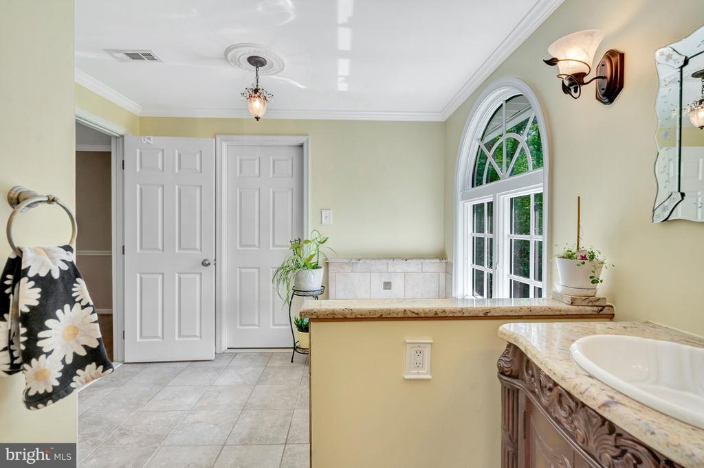2429 CROMWELL RD, CATLETT, Virginia 20119, 4 Bedrooms Bedrooms, ,2 BathroomsBathrooms,Residential,2429 CROMWELL RD,VAFQ2021850 MLS # VAFQ2021850
