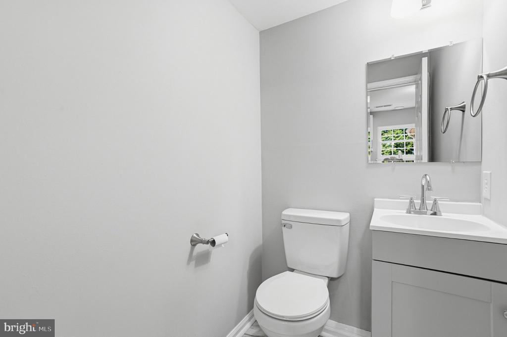 2216 MINNEAR ST, FREDERICKSBURG, Virginia 22407, 2 Bedrooms Bedrooms, ,2 BathroomsBathrooms,Residential,MILL GARDEN,2216 MINNEAR ST,VASP2042020 MLS # VASP2042020