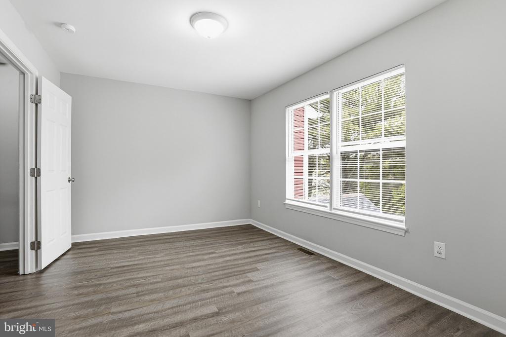 2216 MINNEAR ST, FREDERICKSBURG, Virginia 22407, 2 Bedrooms Bedrooms, ,2 BathroomsBathrooms,Residential,MILL GARDEN,2216 MINNEAR ST,VASP2042020 MLS # VASP2042020