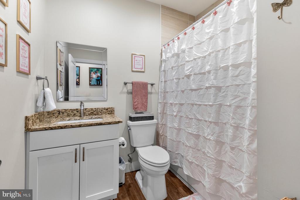 105 EDGEMONT CIR, LOCUST GROVE, Virginia 22508, 5 Bedrooms Bedrooms, ,3 BathroomsBathrooms,Residential,105 EDGEMONT CIR,VAOR2014234 MLS # VAOR2014234 105 EDGEMONT CIR, LOCUST GROVE, Virginia 22508, 5 Bedrooms Bedrooms, ,3 BathroomsBathrooms,Residential,105 EDGEMONT CIR,VAOR2014234 MLS # VAOR2014234