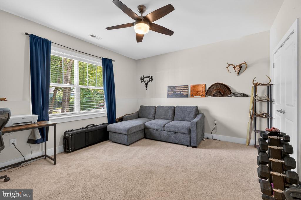 105 EDGEMONT CIR, LOCUST GROVE, Virginia 22508, 5 Bedrooms Bedrooms, ,3 BathroomsBathrooms,Residential,105 EDGEMONT CIR,VAOR2014234 MLS # VAOR2014234 105 EDGEMONT CIR, LOCUST GROVE, Virginia 22508, 5 Bedrooms Bedrooms, ,3 BathroomsBathrooms,Residential,105 EDGEMONT CIR,VAOR2014234 MLS # VAOR2014234