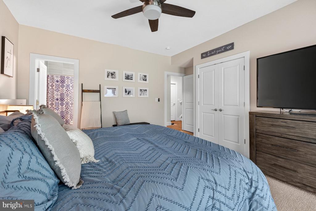 105 EDGEMONT CIR, LOCUST GROVE, Virginia 22508, 5 Bedrooms Bedrooms, ,3 BathroomsBathrooms,Residential,105 EDGEMONT CIR,VAOR2014234 MLS # VAOR2014234 105 EDGEMONT CIR, LOCUST GROVE, Virginia 22508, 5 Bedrooms Bedrooms, ,3 BathroomsBathrooms,Residential,105 EDGEMONT CIR,VAOR2014234 MLS # VAOR2014234