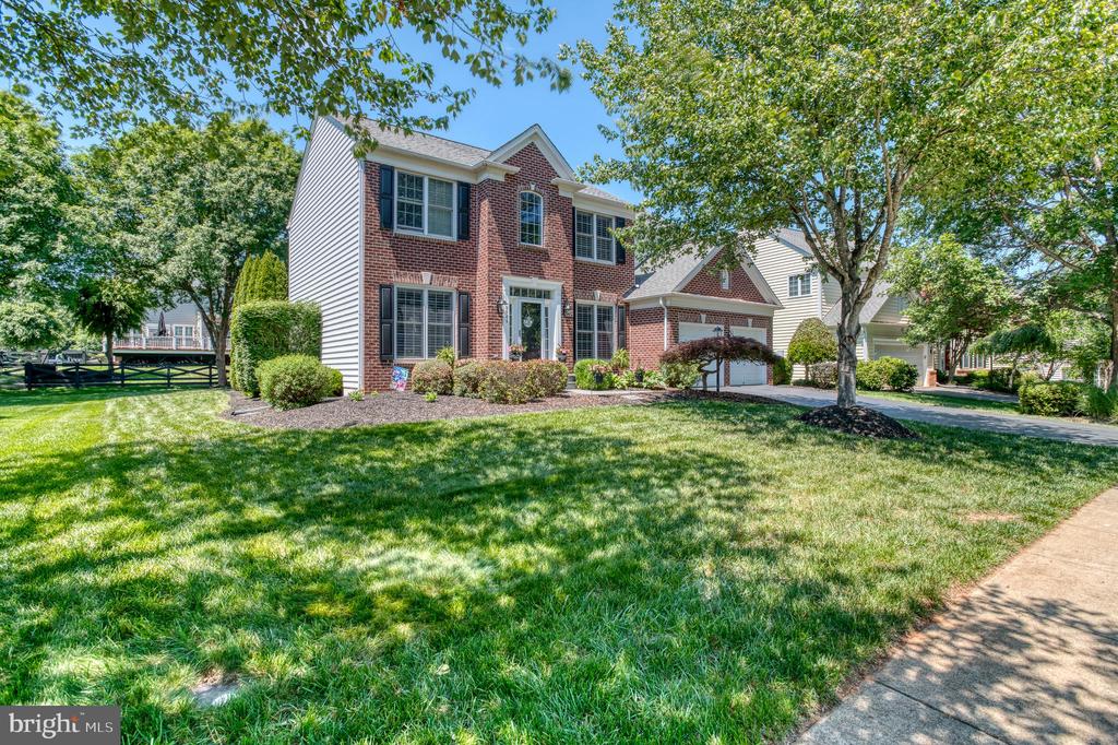 7586 SWEETGUM CT, WARRENTON, Virginia 20187, 4 Bedrooms Bedrooms, ,3 BathroomsBathrooms,Residential,7586 SWEETGUM CT,VAFQ2022162 MLS # VAFQ2022162 7586 SWEETGUM CT, WARRENTON, Virginia 20187, 4 Bedrooms Bedrooms, ,3 BathroomsBathrooms,Residential,7586 SWEETGUM CT,VAFQ2022162 MLS # VAFQ2022162