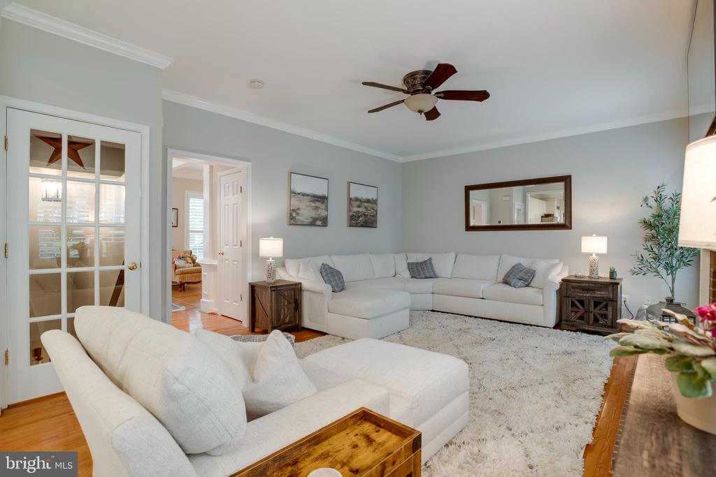 7586 SWEETGUM CT, WARRENTON, Virginia 20187, 4 Bedrooms Bedrooms, ,3 BathroomsBathrooms,Residential,7586 SWEETGUM CT,VAFQ2022162 MLS # VAFQ2022162 7586 SWEETGUM CT, WARRENTON, Virginia 20187, 4 Bedrooms Bedrooms, ,3 BathroomsBathrooms,Residential,7586 SWEETGUM CT,VAFQ2022162 MLS # VAFQ2022162