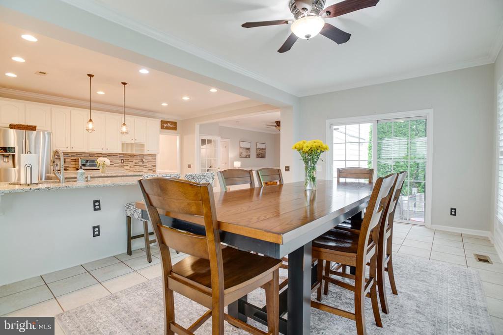 7586 SWEETGUM CT, WARRENTON, Virginia 20187, 4 Bedrooms Bedrooms, ,3 BathroomsBathrooms,Residential,7586 SWEETGUM CT,VAFQ2022162 MLS # VAFQ2022162 7586 SWEETGUM CT, WARRENTON, Virginia 20187, 4 Bedrooms Bedrooms, ,3 BathroomsBathrooms,Residential,7586 SWEETGUM CT,VAFQ2022162 MLS # VAFQ2022162