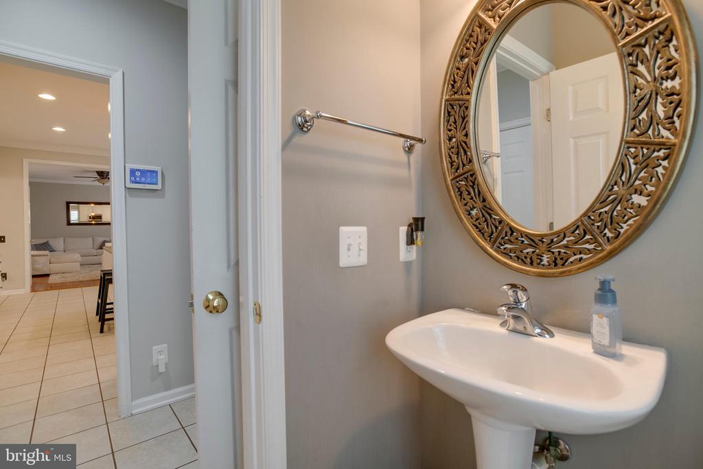 7586 SWEETGUM CT, WARRENTON, Virginia 20187, 4 Bedrooms Bedrooms, ,3 BathroomsBathrooms,Residential,7586 SWEETGUM CT,VAFQ2022162 MLS # VAFQ2022162 7586 SWEETGUM CT, WARRENTON, Virginia 20187, 4 Bedrooms Bedrooms, ,3 BathroomsBathrooms,Residential,7586 SWEETGUM CT,VAFQ2022162 MLS # VAFQ2022162