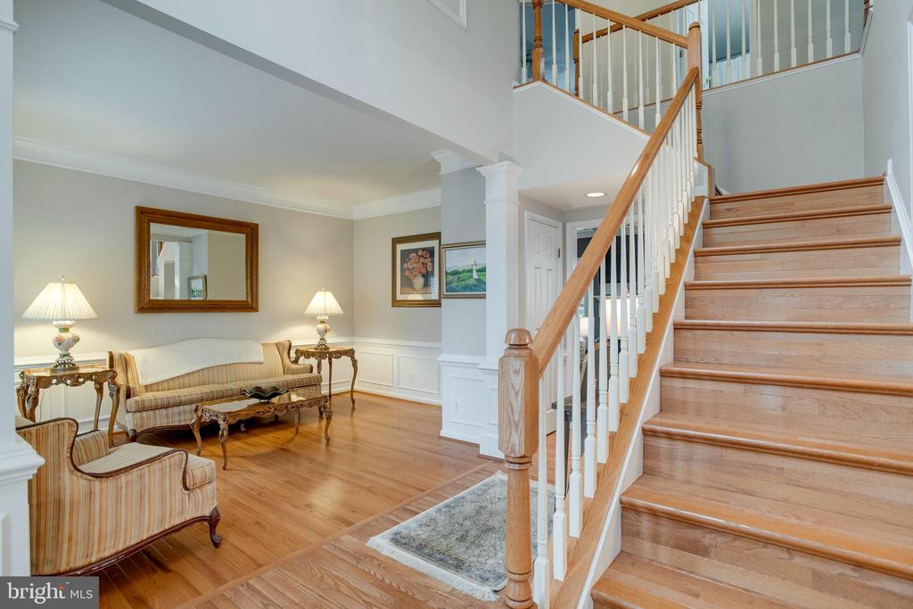7586 SWEETGUM CT, WARRENTON, Virginia 20187, 4 Bedrooms Bedrooms, ,3 BathroomsBathrooms,Residential,7586 SWEETGUM CT,VAFQ2022162 MLS # VAFQ2022162 7586 SWEETGUM CT, WARRENTON, Virginia 20187, 4 Bedrooms Bedrooms, ,3 BathroomsBathrooms,Residential,7586 SWEETGUM CT,VAFQ2022162 MLS # VAFQ2022162