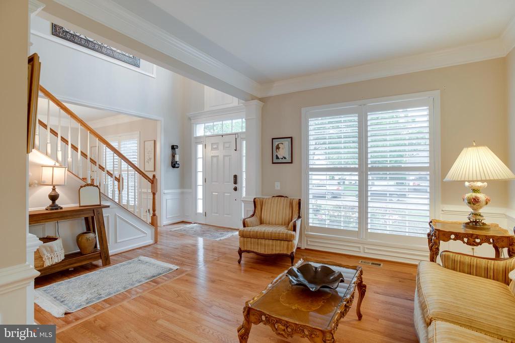 7586 SWEETGUM CT, WARRENTON, Virginia 20187, 4 Bedrooms Bedrooms, ,3 BathroomsBathrooms,Residential,7586 SWEETGUM CT,VAFQ2022162 MLS # VAFQ2022162 7586 SWEETGUM CT, WARRENTON, Virginia 20187, 4 Bedrooms Bedrooms, ,3 BathroomsBathrooms,Residential,7586 SWEETGUM CT,VAFQ2022162 MLS # VAFQ2022162