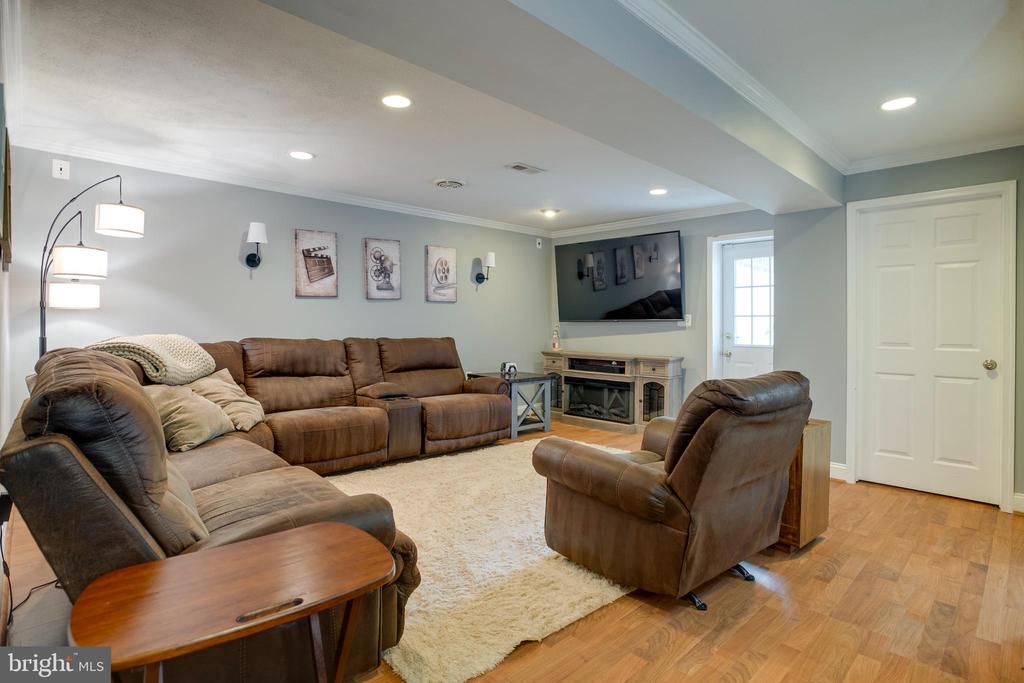 7586 SWEETGUM CT, WARRENTON, Virginia 20187, 4 Bedrooms Bedrooms, ,3 BathroomsBathrooms,Residential,7586 SWEETGUM CT,VAFQ2022162 MLS # VAFQ2022162 7586 SWEETGUM CT, WARRENTON, Virginia 20187, 4 Bedrooms Bedrooms, ,3 BathroomsBathrooms,Residential,7586 SWEETGUM CT,VAFQ2022162 MLS # VAFQ2022162