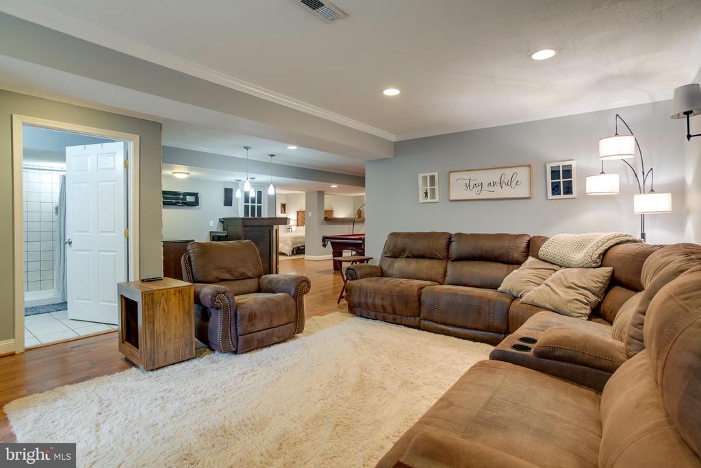 7586 SWEETGUM CT, WARRENTON, Virginia 20187, 4 Bedrooms Bedrooms, ,3 BathroomsBathrooms,Residential,7586 SWEETGUM CT,VAFQ2022162 MLS # VAFQ2022162 7586 SWEETGUM CT, WARRENTON, Virginia 20187, 4 Bedrooms Bedrooms, ,3 BathroomsBathrooms,Residential,7586 SWEETGUM CT,VAFQ2022162 MLS # VAFQ2022162