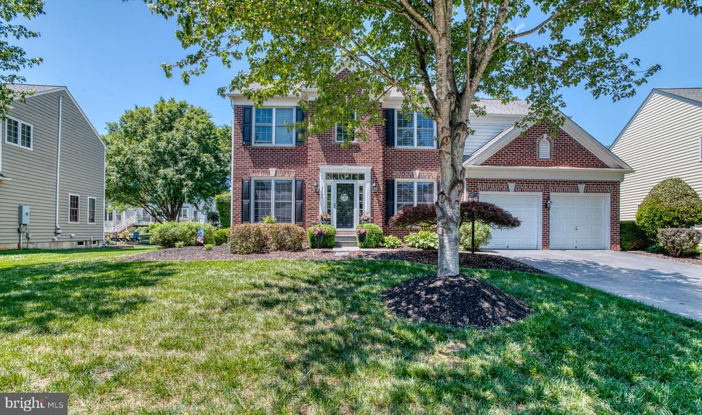 7586 SWEETGUM CT, WARRENTON, Virginia 20187, 4 Bedrooms Bedrooms, ,3 BathroomsBathrooms,Residential,7586 SWEETGUM CT,VAFQ2022162 MLS # VAFQ2022162 7586 SWEETGUM CT, WARRENTON, Virginia 20187, 4 Bedrooms Bedrooms, ,3 BathroomsBathrooms,Residential,7586 SWEETGUM CT,VAFQ2022162 MLS # VAFQ2022162