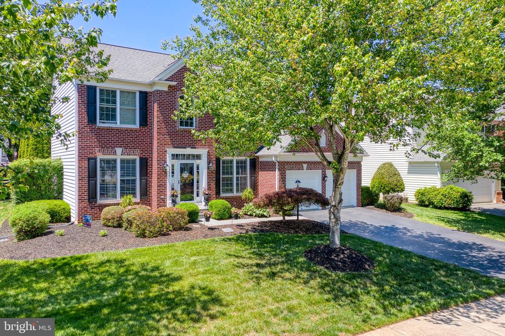 7586 SWEETGUM CT, WARRENTON, Virginia 20187, 4 Bedrooms Bedrooms, ,3 BathroomsBathrooms,Residential,7586 SWEETGUM CT,VAFQ2022162 MLS # VAFQ2022162 7586 SWEETGUM CT, WARRENTON, Virginia 20187, 4 Bedrooms Bedrooms, ,3 BathroomsBathrooms,Residential,7586 SWEETGUM CT,VAFQ2022162 MLS # VAFQ2022162