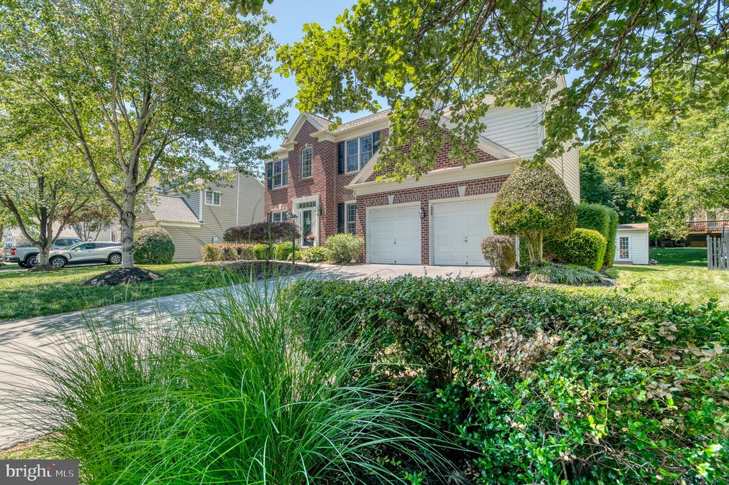 7586 SWEETGUM CT, WARRENTON, Virginia 20187, 4 Bedrooms Bedrooms, ,3 BathroomsBathrooms,Residential,7586 SWEETGUM CT,VAFQ2022162 MLS # VAFQ2022162 7586 SWEETGUM CT, WARRENTON, Virginia 20187, 4 Bedrooms Bedrooms, ,3 BathroomsBathrooms,Residential,7586 SWEETGUM CT,VAFQ2022162 MLS # VAFQ2022162