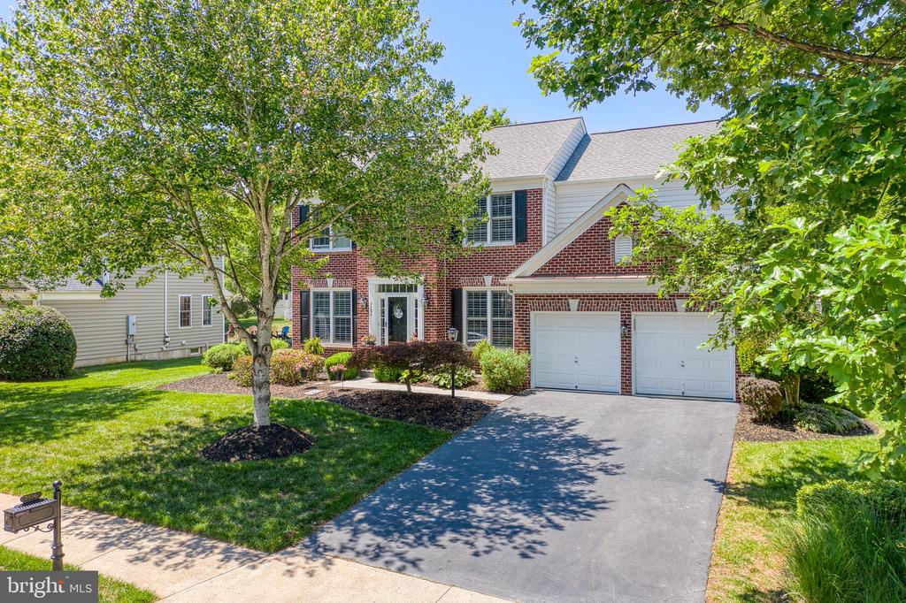 7586 SWEETGUM CT, WARRENTON, Virginia 20187, 4 Bedrooms Bedrooms, ,3 BathroomsBathrooms,Residential,7586 SWEETGUM CT,VAFQ2022162 MLS # VAFQ2022162 7586 SWEETGUM CT, WARRENTON, Virginia 20187, 4 Bedrooms Bedrooms, ,3 BathroomsBathrooms,Residential,7586 SWEETGUM CT,VAFQ2022162 MLS # VAFQ2022162